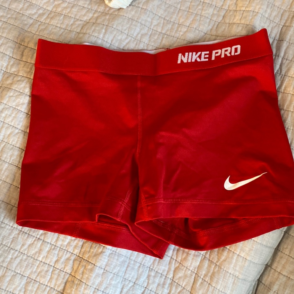 RED NIKE PRO SPANDEX